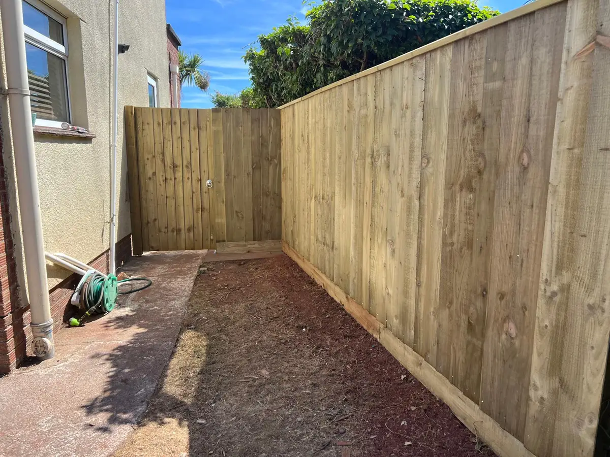 Completed closeboard fence and gate installation in Torquay