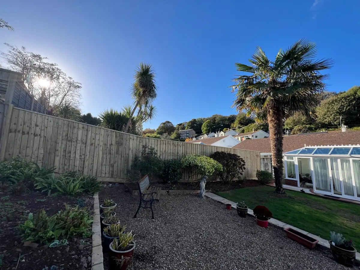 12m 6ft Featherboard Fence in Brixham | Case Study