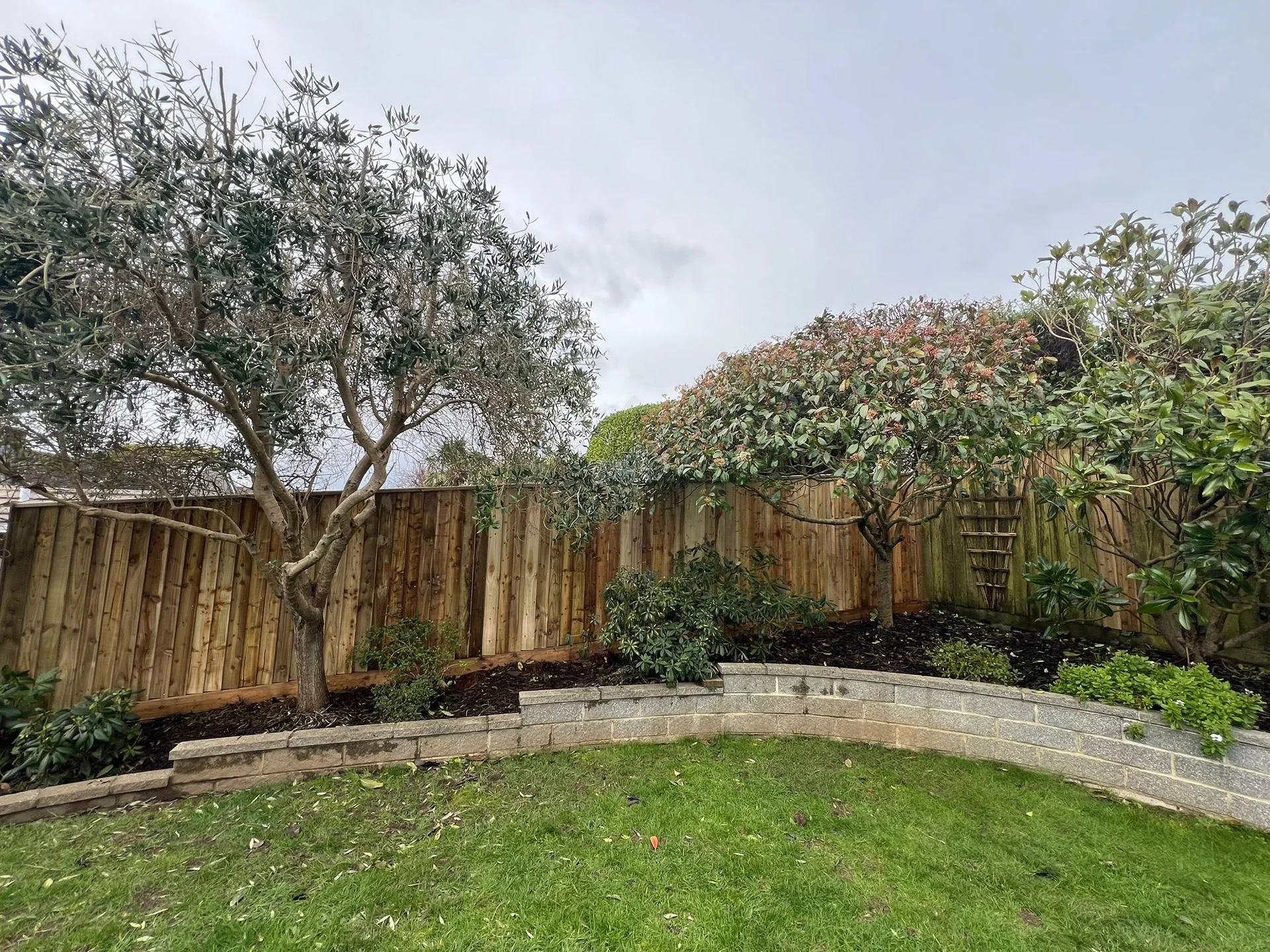 Heavy-Duty Shared Boundary Fence Installation in Torquay