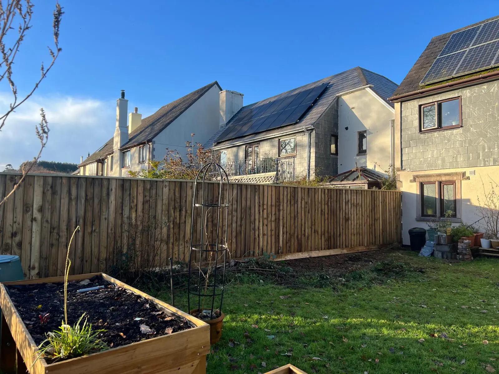 Completed fence work in Totnes